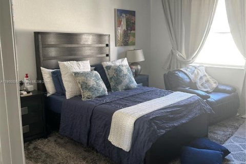 Купить таунхаус в Хомстед, Флорида 3 спальни, 169.73м2, № 1956213 - фото 29