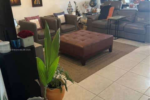 Купить таунхаус в Хомстед, Флорида 3 спальни, 169.73м2, № 1956213 - фото 6