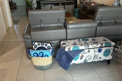 Купить таунхаус в Хомстед, Флорида 3 спальни, 169.73м2, № 1956213 - фото 7