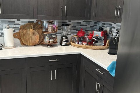 Купить таунхаус в Хомстед, Флорида 3 спальни, 169.73м2, № 1956213 - фото 11