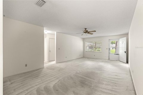 House in Ocala, Florida 2 bedrooms, 116.03 sq.m. № 1798514 - photo 10
