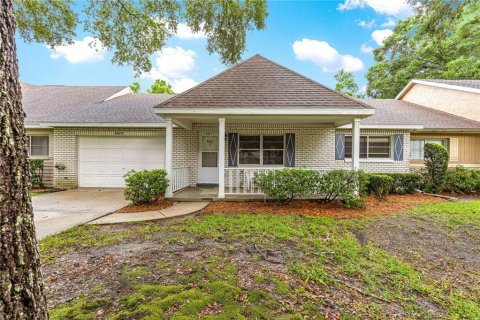House in Ocala, Florida 2 bedrooms, 116.03 sq.m. № 1798514 - photo 1