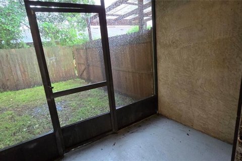 Adosado en venta en Kissimmee, Florida, 2 dormitorios, 99.78 m2 № 1912944 - foto 21
