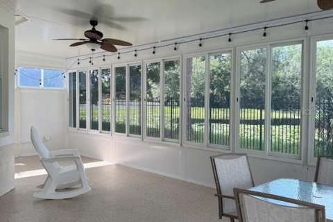 House in Land O' Lakes, Florida 2 bedrooms, 154.78 sq.m. № 1844771 - photo 2