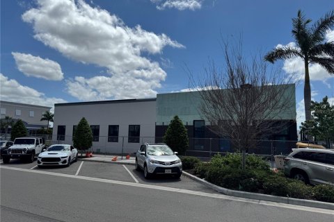 Propiedad comercial en alquiler en Sarasota, Florida № 1371488 - foto 12