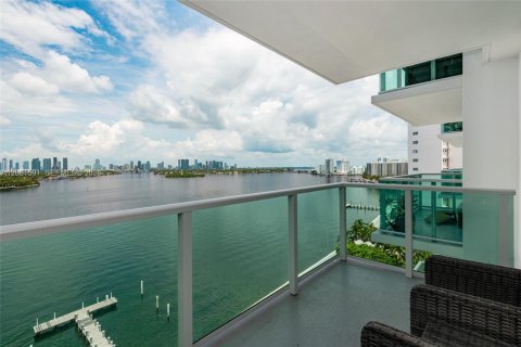 Condominio en venta en Miami Beach, Florida, 50.45 m2 № 2246435 - foto 18