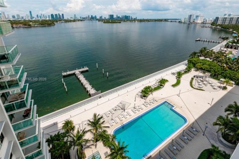 Condominio en venta en Miami Beach, Florida, 50.45 m2 № 2246435 - foto 19
