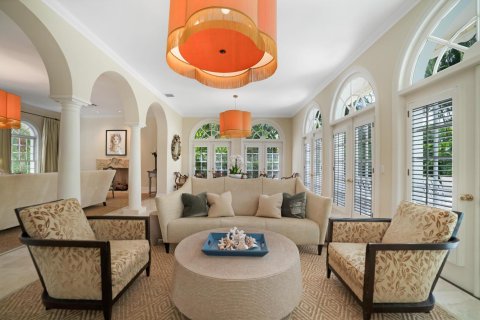 House in Palm Beach, Florida 5 bedrooms, 579.62 sq.m. № 2246692 - photo 8