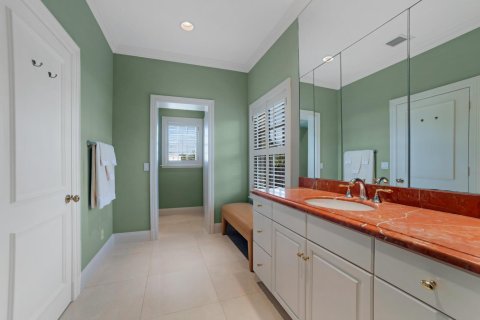House in Palm Beach, Florida 5 bedrooms, 579.62 sq.m. № 2246692 - photo 19