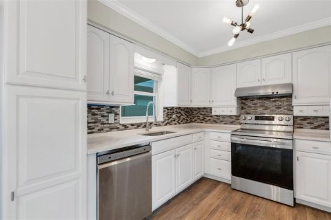 Casa en venta en Saint Petersburg, Florida, 3 dormitorios, 104.24 m2 № 1826932 - foto 13