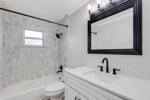 Casa en venta en Saint Petersburg, Florida, 3 dormitorios, 104.24 m2 № 1826932 - foto 17
