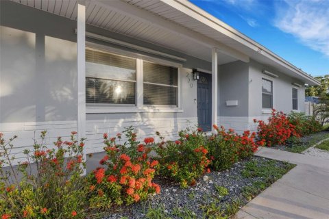 Casa en venta en Saint Petersburg, Florida, 3 dormitorios, 104.24 m2 № 1826932 - foto 3