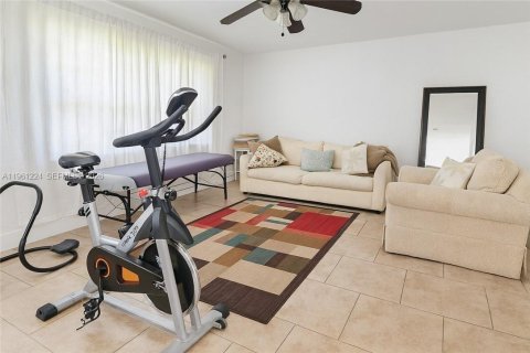 Купить виллу или дом в Нейплс, Флорида 4 спальни, 175.12м2, № 2023912 - фото 11