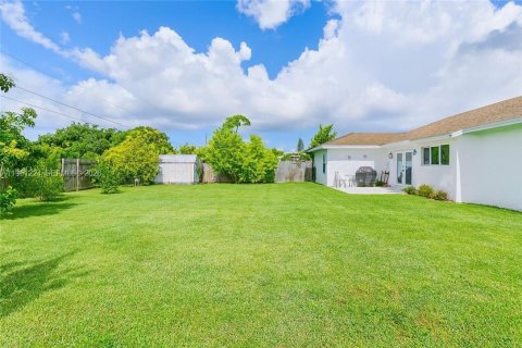 Купить виллу или дом в Нейплс, Флорида 4 спальни, 175.12м2, № 2023912 - фото 28