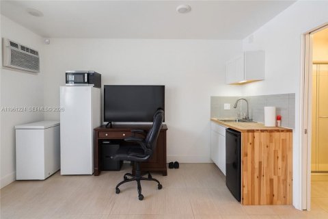 Купить виллу или дом в Нейплс, Флорида 4 спальни, 175.12м2, № 2023912 - фото 23