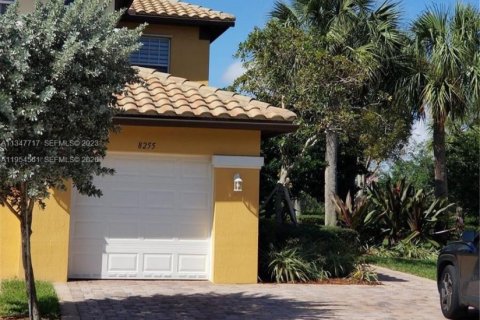 Villa ou maison à louer à Parkland, Floride: 3 chambres, 130.16 m2 № 2008374 - photo 7