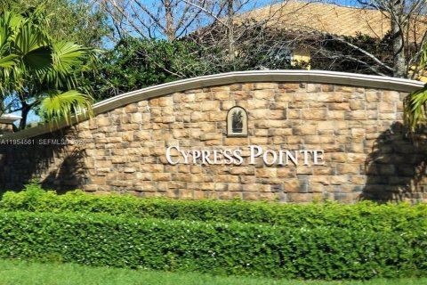 Villa ou maison à louer à Parkland, Floride: 3 chambres, 130.16 m2 № 2008374 - photo 8