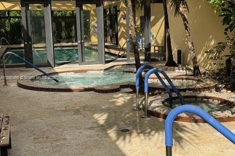 Снять в аренду кондоминиум в Майами, Флорида 2 спальни, 121.89м2, № 1950354 - фото 19