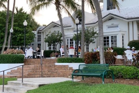 Снять в аренду кондоминиум в Майами, Флорида 2 спальни, 121.89м2, № 1950354 - фото 25