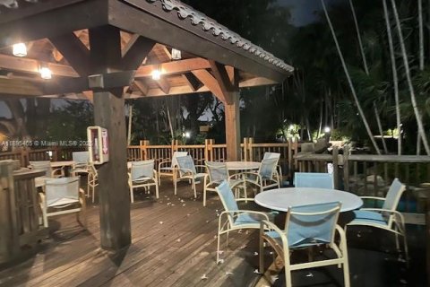 Снять в аренду кондоминиум в Майами, Флорида 2 спальни, 121.89м2, № 1950354 - фото 26