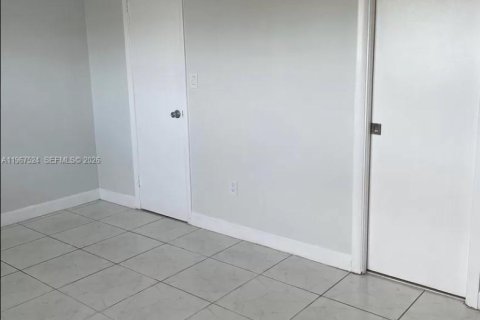Studio in the Condo in Miami Gardens, Florida № 2081415 - photo 3