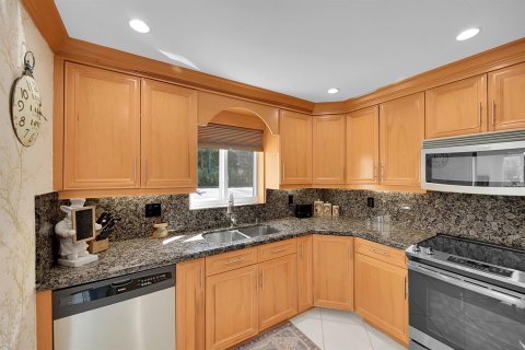 Touwnhouse à louer à Delray Beach, Floride: 3 chambres, 164.07 m2 № 2268245 - photo 16