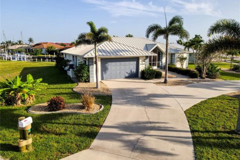 Casa en alquiler en Punta Gorda, Florida, 3 dormitorios, 184.13 m2 № 1869040 - foto 6
