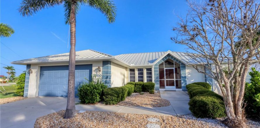Casa en Punta Gorda, Florida 3 dormitorios, 184.13 m2 № 1869040