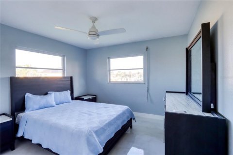 Casa en alquiler en Punta Gorda, Florida, 3 dormitorios, 184.13 m2 № 1869040 - foto 27