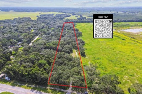 Terreno en venta en Spring Hill, Florida № 1919544 - foto 1