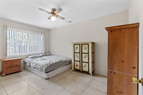 Condominio en alquiler en Gainesville, Florida, 2 dormitorios, 70.14 m2 № 1800102 - foto 11