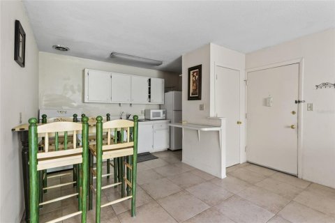 Condominio en alquiler en Gainesville, Florida, 2 dormitorios, 70.14 m2 № 1800102 - foto 8