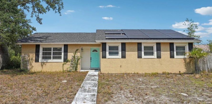 Villa ou maison à Winter Haven, Floride 3 chambres, 121.24 m2 № 1688550