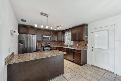 Casa en alquiler en Winter Haven, Florida, 3 dormitorios, 121.24 m2 № 1688550 - foto 16