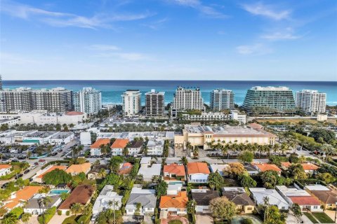 Купить виллу или дом в Серфсайд, Флорида 3 спальни, № 2008871 - фото 13