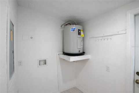 House in Clearwater, Florida 3 bedrooms, 165.64 sq.m. № 2167214 - photo 26
