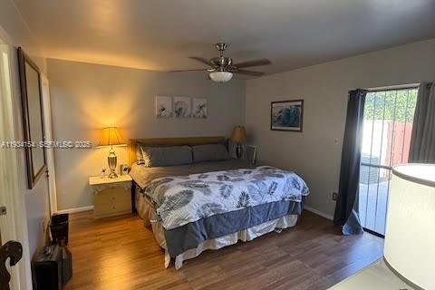 Townhouse in Hialeah, Florida 2 bedrooms, 113.81 sq.m. № 1992639 - photo 2