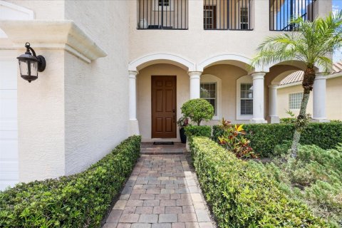 Casa en venta en Palm City, Florida, 5 dormitorios, 400.32 m2 № 2187148 - foto 3