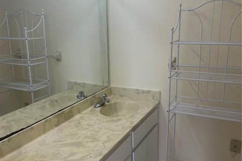 Condominio en alquiler en Palm Harbor, Florida, 2 dormitorios, 113.34 m2 № 1843783 - foto 13