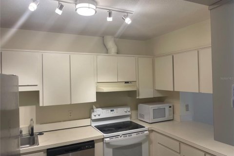 Condominio en alquiler en Palm Harbor, Florida, 2 dormitorios, 113.34 m2 № 1843783 - foto 4