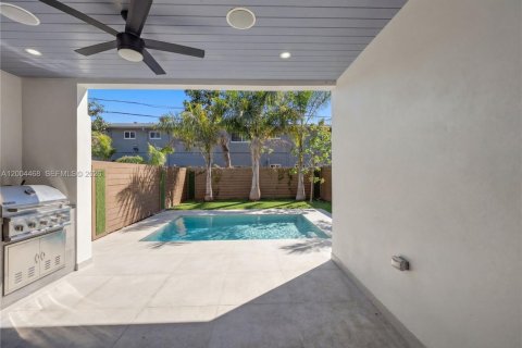 Купить таунхаус в Форт-Лодердейл, Флорида 3 спальни, 210.33м2, № 2068567 - фото 28