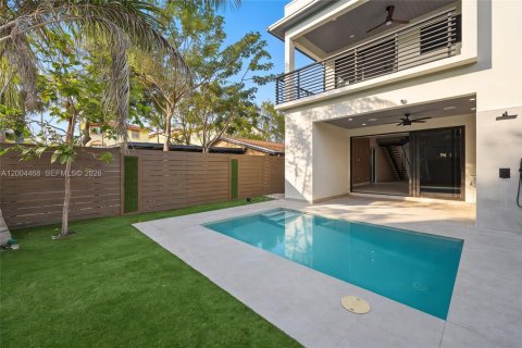 Купить таунхаус в Форт-Лодердейл, Флорида 3 спальни, 210.33м2, № 2068567 - фото 30