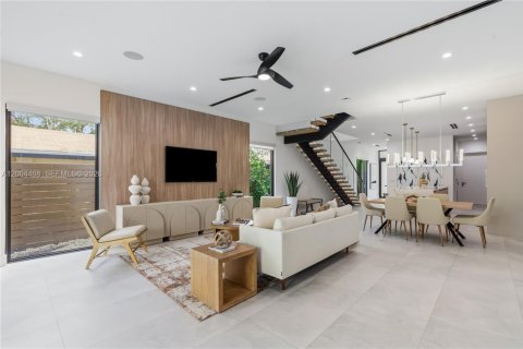 Купить таунхаус в Форт-Лодердейл, Флорида 3 спальни, 210.33м2, № 2068567 - фото 8