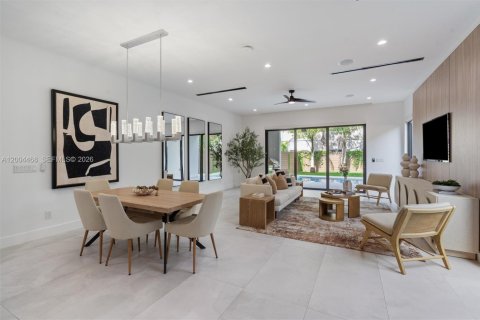 Купить таунхаус в Форт-Лодердейл, Флорида 3 спальни, 210.33м2, № 2068567 - фото 16