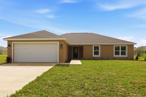 Casa en Sebring, Florida 4 dormitorios, 164.72 m2 № 2186265