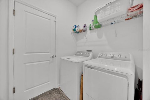 Villa ou maison à louer à Davenport, Floride: 3 chambres, 157.93 m2 № 2348390 - photo 7