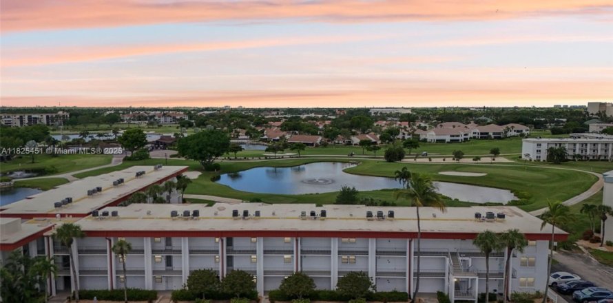 Condo in Fort Myers, Florida, 2 bedrooms  № 1792651
