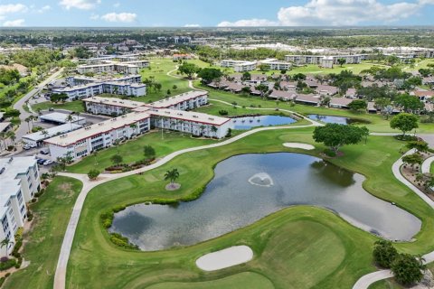 Condo in Fort Myers, Florida, 2 bedrooms  № 1792651 - photo 28