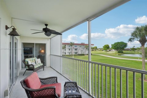 Condo in Fort Myers, Florida, 2 bedrooms  № 1792651 - photo 21
