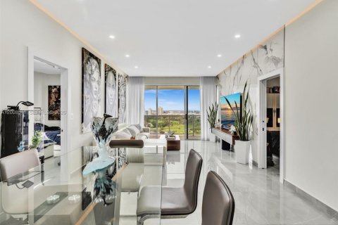 Copropriété à louer à Aventura, Floride: 2 chambres, 94.95 m2 № 2072472 - photo 16